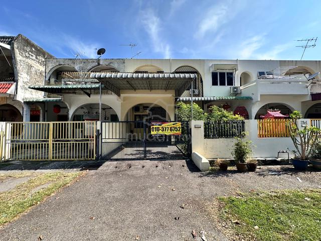 ‼ For Sale ‼ NICE HOUSE FACING SMK AMPANG (TAMAN IPOH JAYA) IPOH, PRK 1