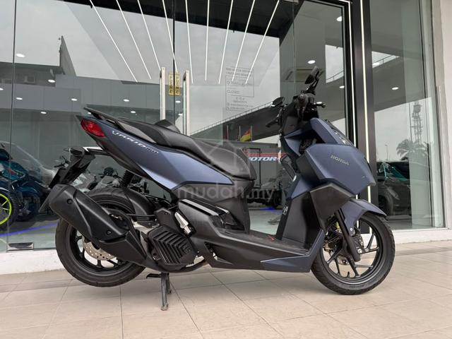 2025 Honda Vario 160 ( 9K KM & 99.9% LIKE NEW ) - photo 6 of 10