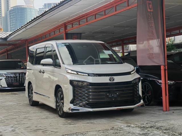 2023 Toyota VOXY 2.0 S-Z MODELISTA BOSDYKITS - 1