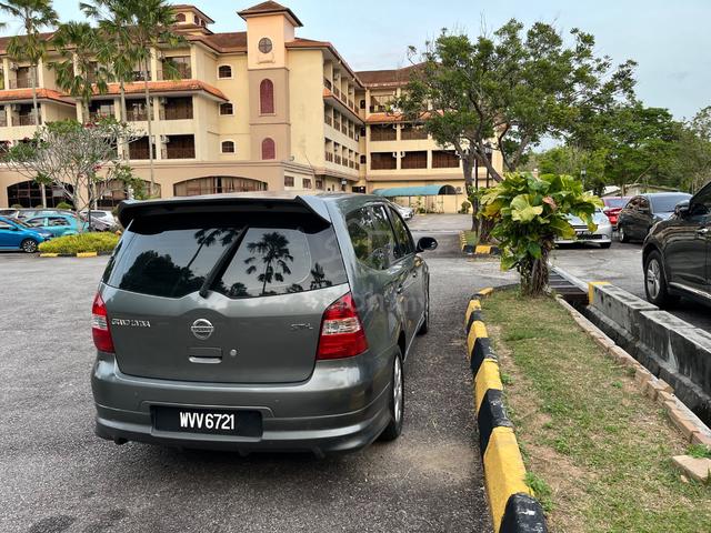 2011 Nissan GRAND LIVINA 1.6 IMPUL (A) - 2