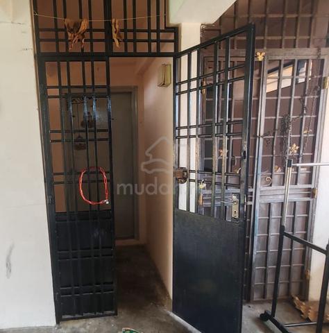 Pangsapuri Blok Kenari 1