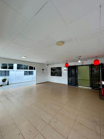 Ujong Pasir Single Storey Terrace with attic floor For Sales 1