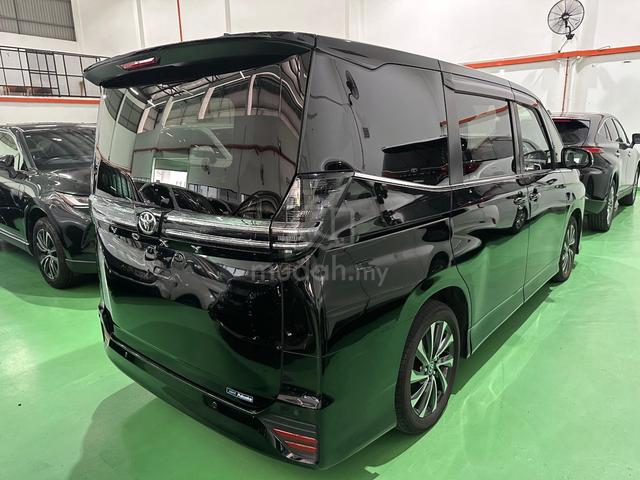 2022 Toyota VOXY 2.0 S-Z (A) - 3