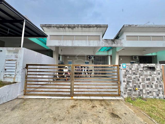 TMN DELIMA 3, KLUANG (GATED & GUARDED) - Open facing / Teres 1 Tingkat 1