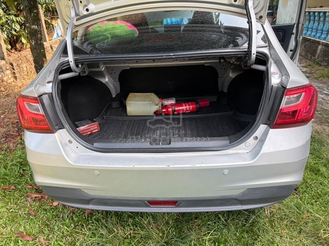 Kereta Saga 1.3L CVT - 2