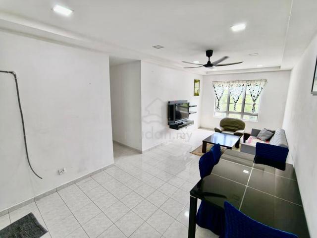 Idaman Senibong Apartment 1