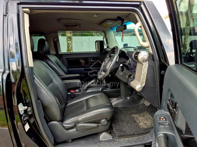 2011 Toyota FJ CRUISER 4.0 4x4 (A) - 4