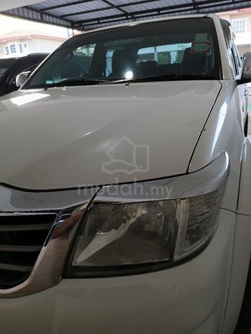 2012 Toyota HILUX 2.5 G (A) - 1