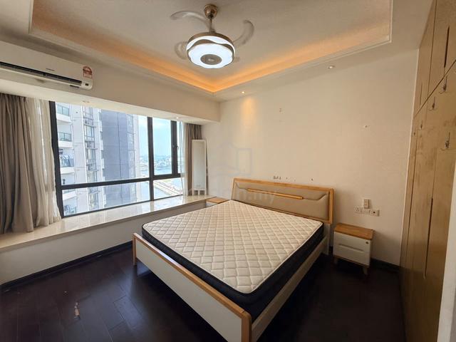 Master Room Private Bathroom R&F RNF Princess Cove Walk to CIQ Johor 1
