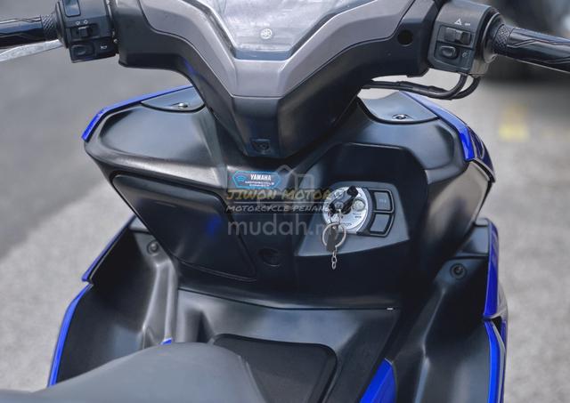 Carousel Image