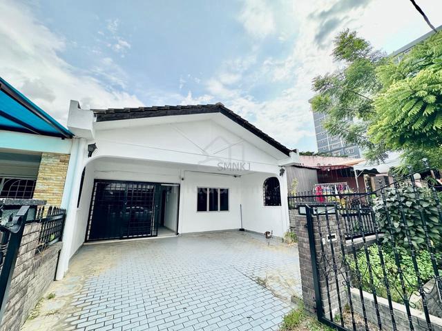 Extended , Freehold at SS5A Kelana Jaya 1