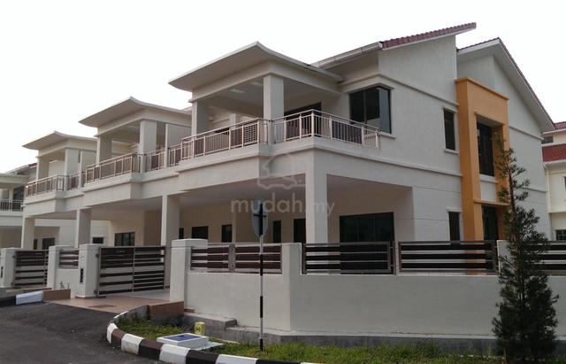 Below Market 200K/ Corner Lot 40x70 Freehold/ Bulanan 2.8K easy apply 1