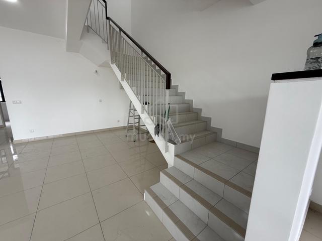 Brand New 2-Storey House For Rent - Caledonia, Ijok 1