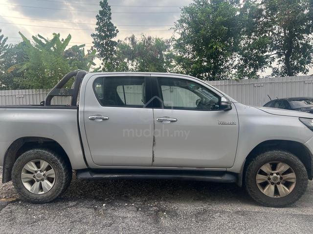 2017 Toyota HILUX 2.4 G STD VNT (A) For Sale - 4