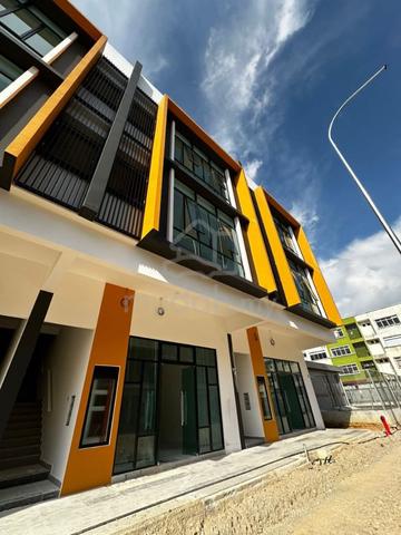 3 Storey Shoplot/ Permas Jaya/ Endlot 1