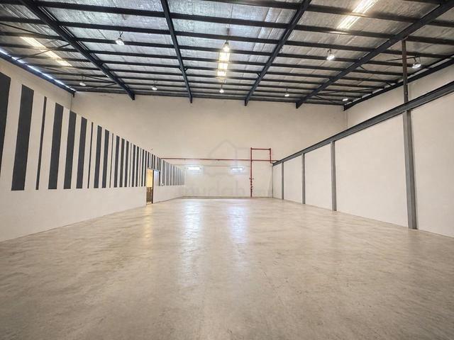 Perindustrian Sri Plentong 1.5 Storey Semi-D Factory For Sale 1
