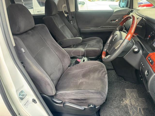 2009 Toyota VELLFIRE 2.4 Z PLATINUM CAT ASAL ORI - 2