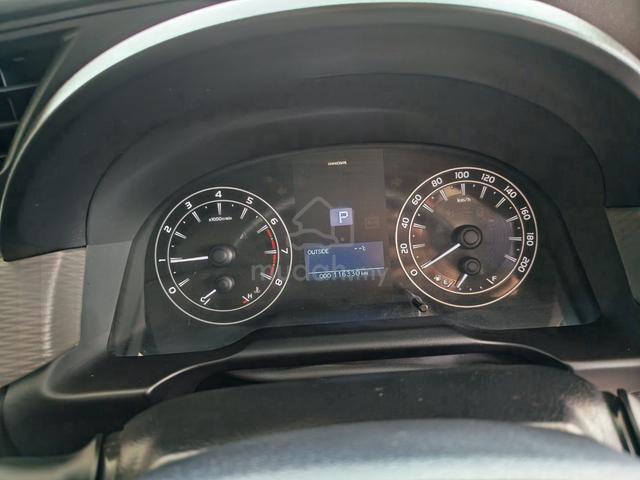 2017 Toyota INNOVA 2.0 E (A) - 5