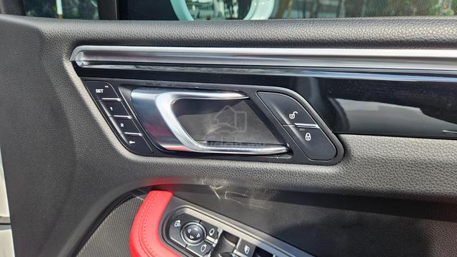 2017 / 2019 Porsche MACAN TECHART EDITIONS 2.0 - 5