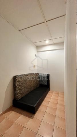 Bilik Lelaki Rumah Teres 1