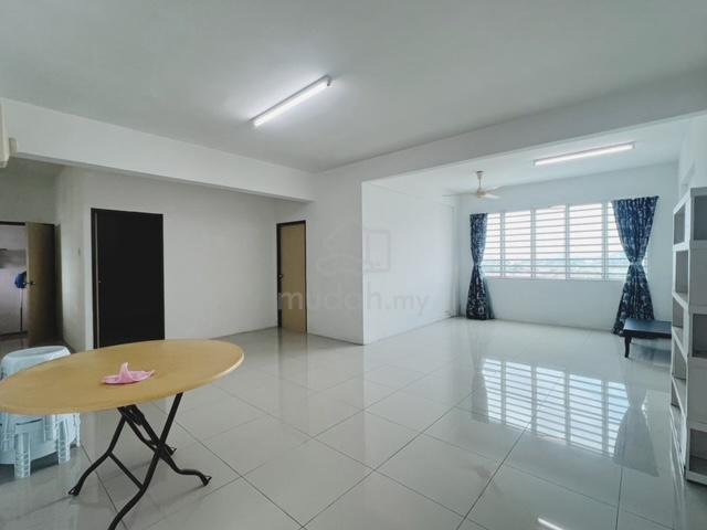 Seri Emas Apartment 1