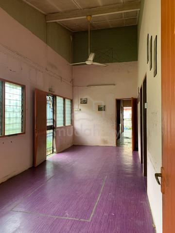 Single Storey Taman Dato Seri Razak Taiping Kamunting Corner Lot 5