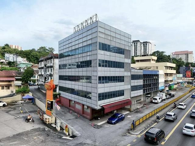 MAIN ROAD CORNER Lift 5sty Shop Jalan Old Klang Kuchai Lama Taman Desa 1