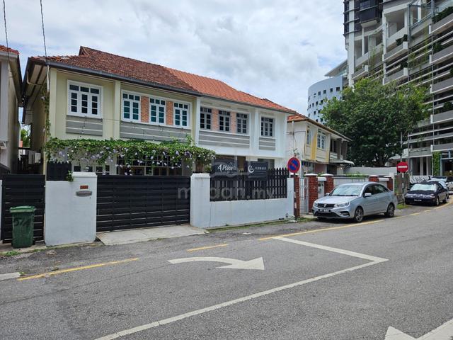 2 Storey Terrace Corner Kelawai Gurney 1