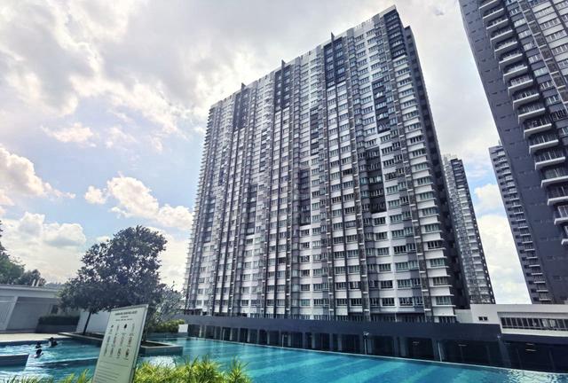 Savanna Executive Suite @ Southville City 1