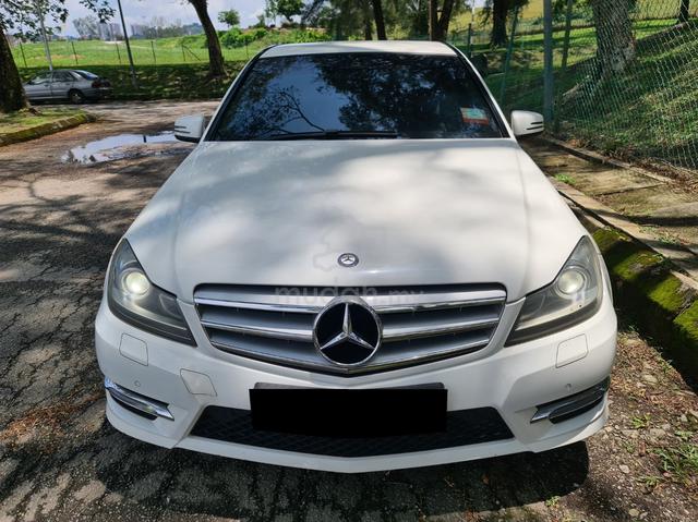 Mercedes Benz C200 1.8 CGI AMG Bodykit 7Speed CKD - 4