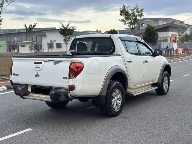 2011 Mitsubishi TRITON 2.5 FACELIFT (M) - 3