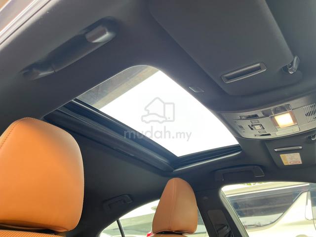 2021 Lexus IS300 Luxury 7km SRoof Vent & Heat 360 - 4