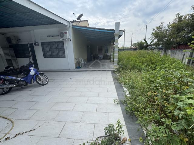Corner lot bandar baru putra 5