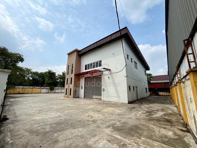 HUGE Compound Warehouse Factory with Office FOR RENT 1