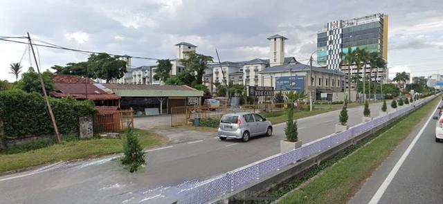HOT & BUSY MAINROAD🔥Zone Commercial Land 27,000sf Jln Batu Tiga Klang 1