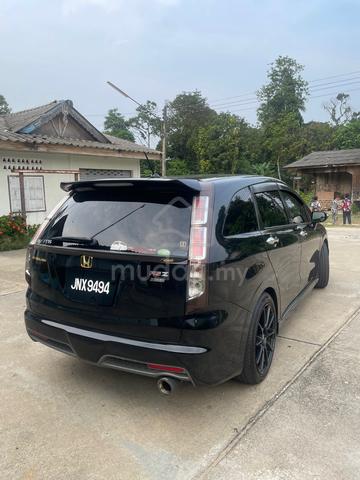 2010 Honda STREAM 1.8 I-VTEC FACELIFT (A) - 2