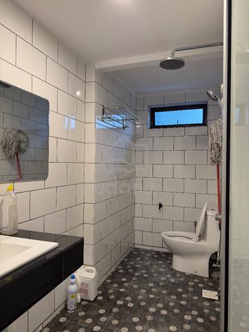 Working town house 1 room c/w 2 Carpark Bercham 3