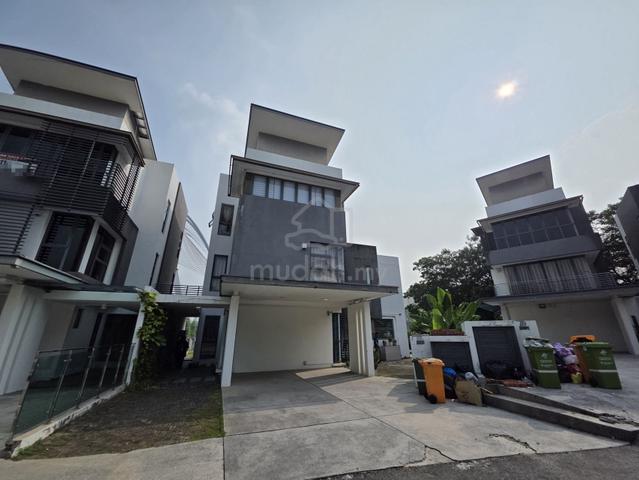 3 Storey Semi D Sera Twinvilla Presint 8 Putrajaya 1