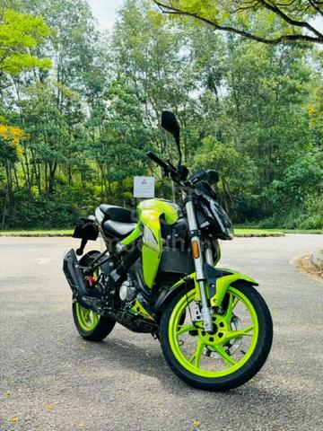 Benelli 150S  - photo 3 of 6