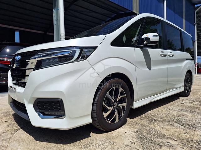FULLoan STEPWAGON SPADA WAKU PAKU DOOR 2021 UNREG - 1