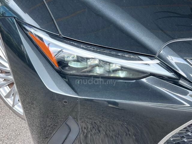 2021 Lexus IS300 2.0 TURBO LUXURY VERSION-L SEDAN - 2