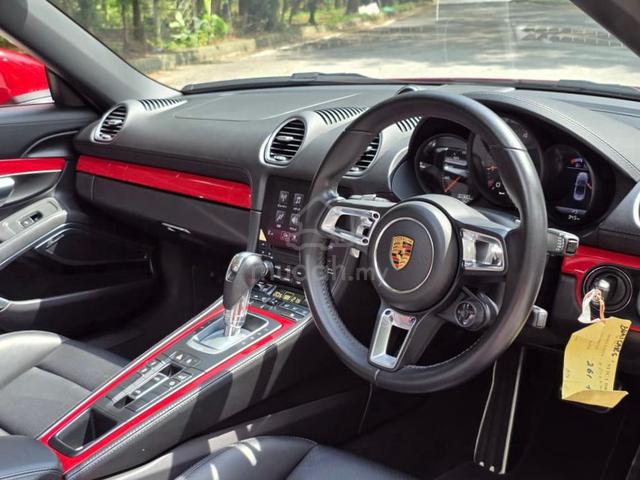 2023 Porsche BOXSTER 2.0 - 718 (A) - 3