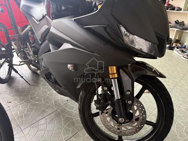 R15 Custom ( siap dyno ) - photo 3 of 5