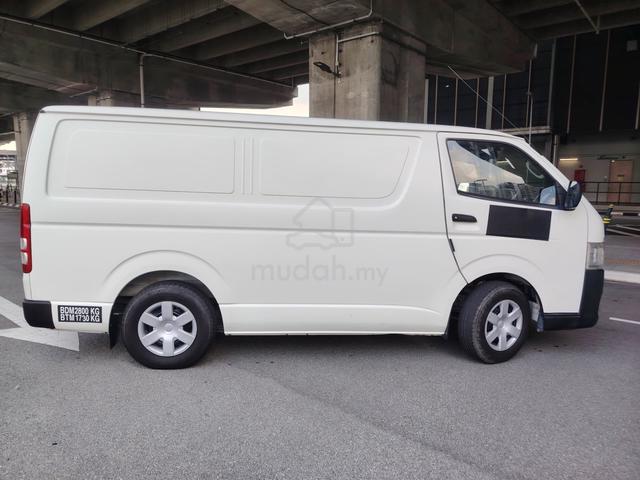 2014 Toyota Hiace 2.5 (M) Panel Van - 4