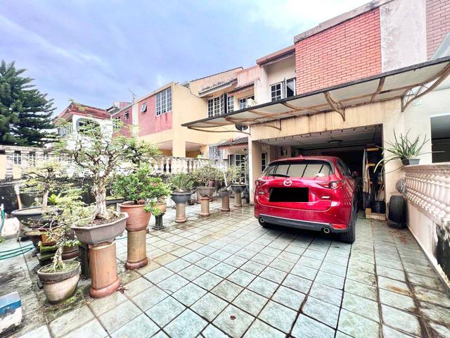 FACING OPEN! Freehold RENOVATED 2 Storey SS 19, Subang Jaya 1