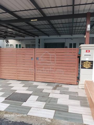 Taman Bayu Mutiara ,Kg Pasir Panjang Laut. 1
