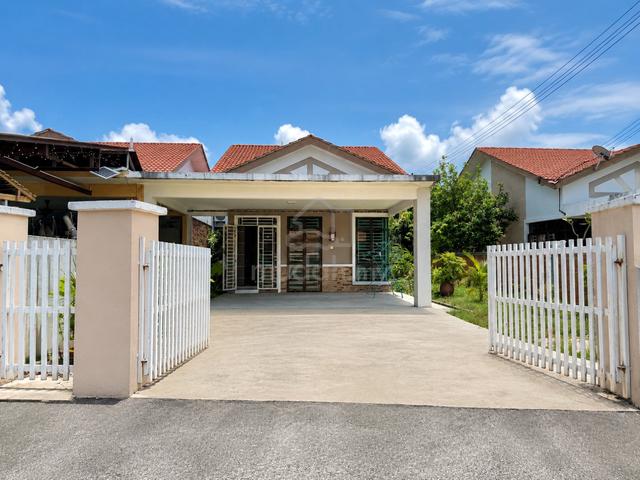 [FREEHOLD - PARTLY FURNISHED] Semi D, Tmn Bukit Melaka, Bukit Beruang 1