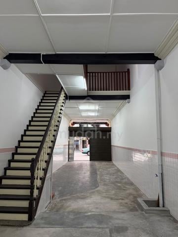 NEW RENO 2 Storey Commercial Shop Lot Georgetown For Rent PRIME AREA 1