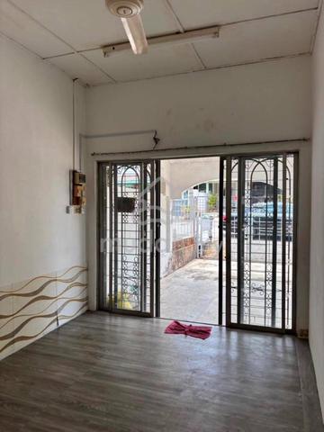 Bukit beruang single storey for rent 1