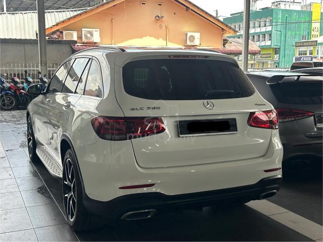 2021 Mercedes Benz GLC300 4MATIC AMG LINE 2.0L (A) - 4